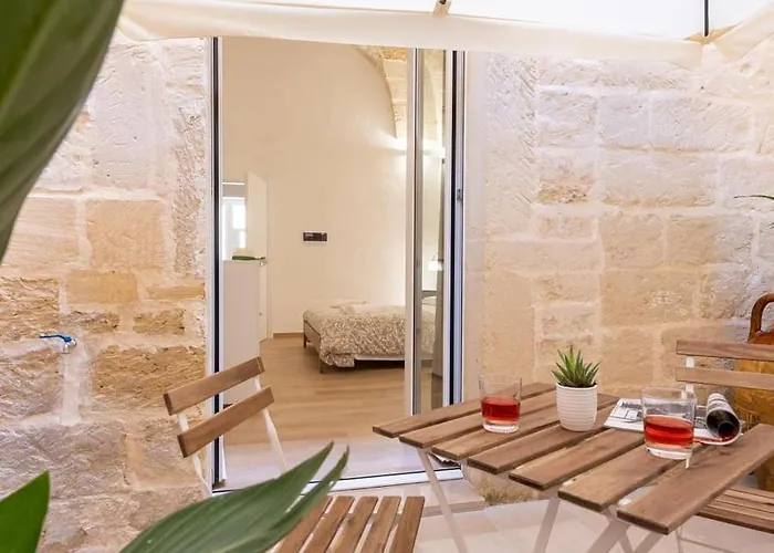 Dimora Le Volte לינה וארוחת בוקר 3*